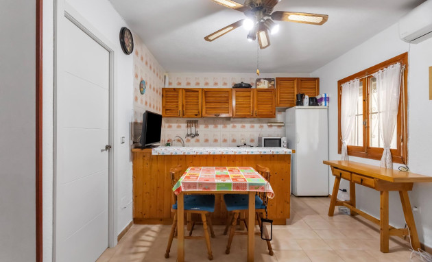 Herverkoop - Bungalow - Gelijkvloers - Torrevieja - Playa de los Naufragos