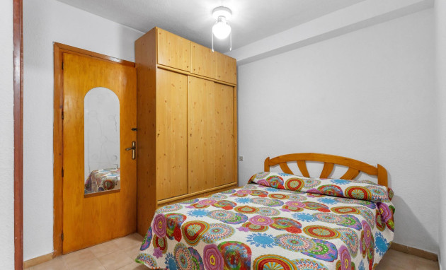 Herverkoop - Bungalow - Gelijkvloers - Torrevieja - Playa de los Naufragos