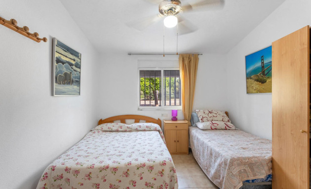 Herverkoop - Bungalow - Gelijkvloers - Torrevieja - Playa de los Naufragos