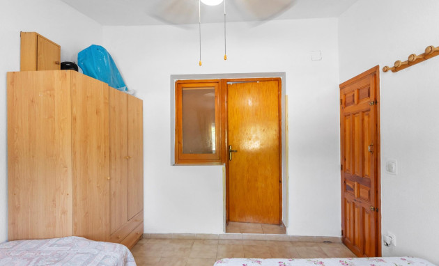 Herverkoop - Bungalow - Gelijkvloers - Torrevieja - Playa de los Naufragos