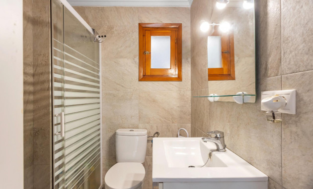 Herverkoop - Bungalow - Gelijkvloers - Torrevieja - Playa de los Naufragos