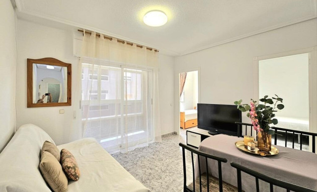 Herverkoop - Apartment - Torrevieja - Playa de los locos