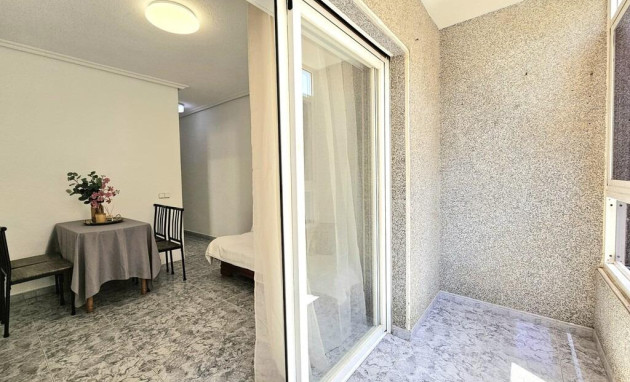 Herverkoop - Apartment - Torrevieja - Playa de los locos