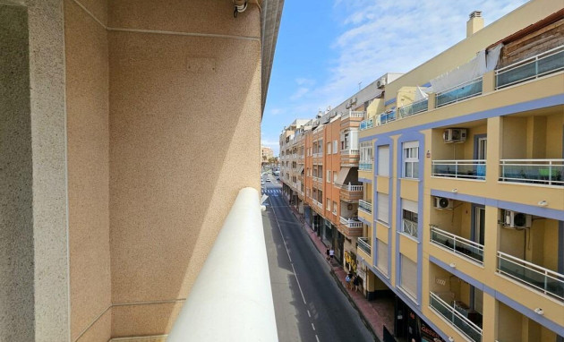 Herverkoop - Apartment - Torrevieja - Playa de los locos