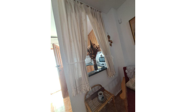 Herverkoop - Bungalow - Gelijkvloers - Torrevieja - Playa de los Naufragos