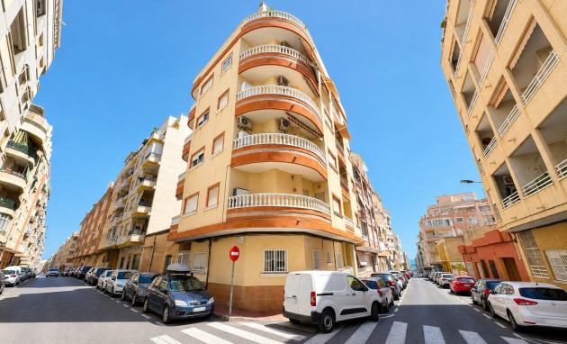 Herverkoop - Apartment - Torrevieja - Habaneras