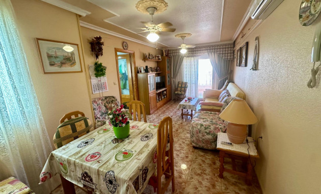 Herverkoop - Apartment - Torrevieja - La Mata pueblo