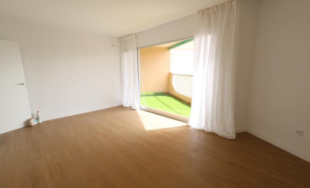 Herverkoop - Apartment - Orihuela Costa - La Zenia