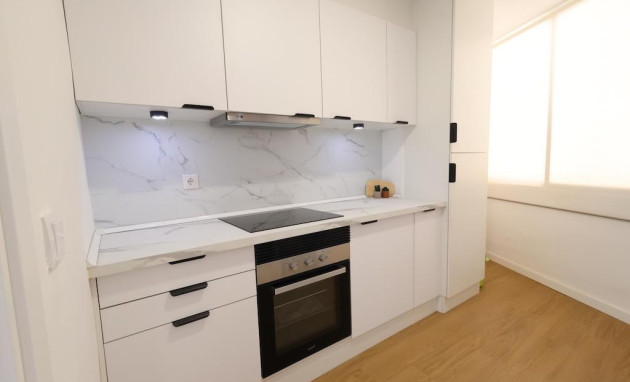 Herverkoop - Apartment - Orihuela Costa - La Zenia