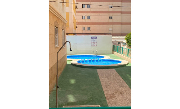 Herverkoop - Apartment - Torrevieja - Nueva Torrevieja