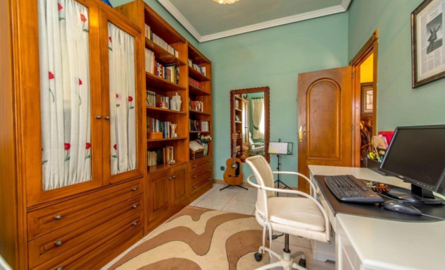 Herverkoop - Apartment - Torrevieja - Playa de los locos