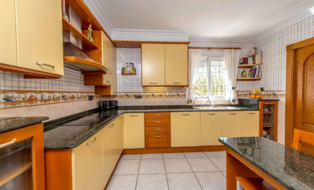 Herverkoop - Apartment - Torrevieja - Playa de los locos