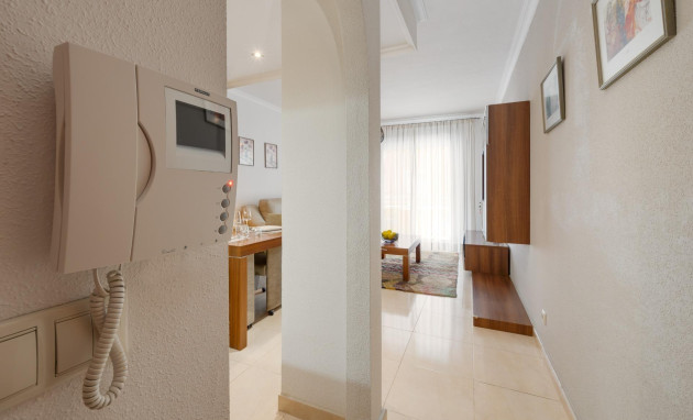 Herverkoop - Apartment - Torrevieja - Estacion de autobuses