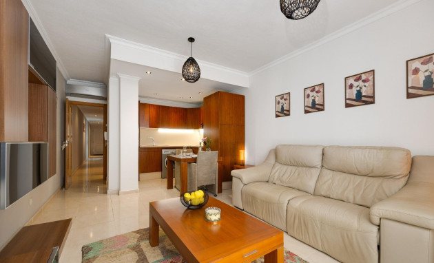 Herverkoop - Apartment - Torrevieja - Estacion de autobuses