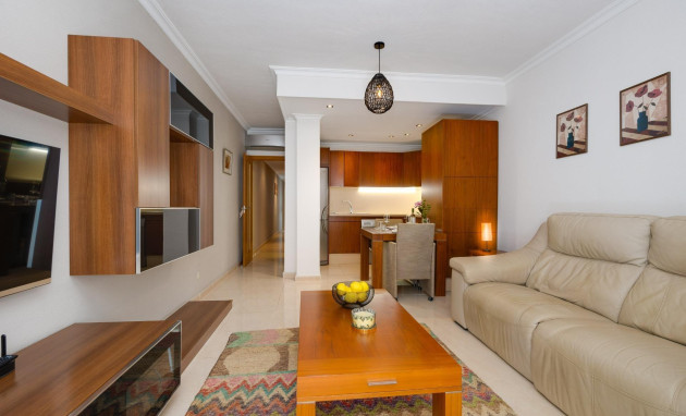 Herverkoop - Apartment - Torrevieja - Estacion de autobuses