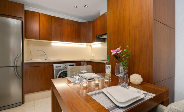 Herverkoop - Apartment - Torrevieja - Estacion de autobuses