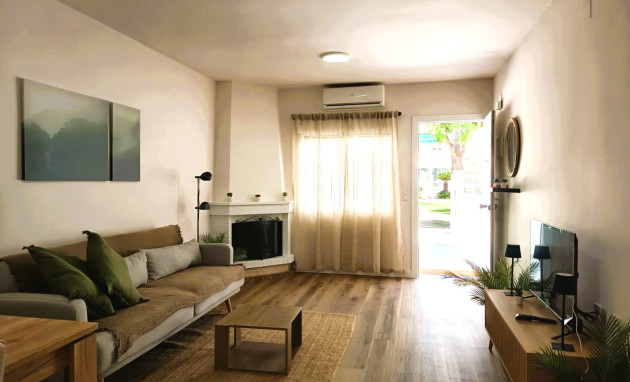 Herverkoop - Bungalow - Gelijkvloers - Orihuela Costa - La Regia