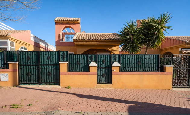 Herverkoop - Detached House / Villa - Torrevieja - Aguas Nuevas