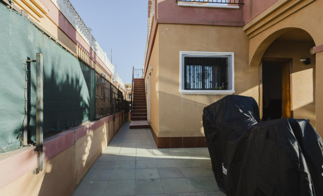 Herverkoop - Detached House / Villa - Torrevieja - Aguas Nuevas