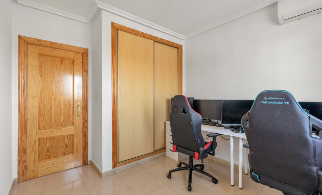Herverkoop - Penthouse - Gea y Truyols - Lo Santiago