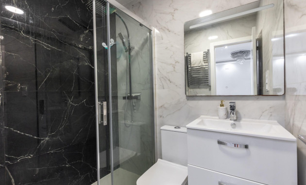 Herverkoop - Bungalow - Gelijkvloers - Torrevieja - Torretas