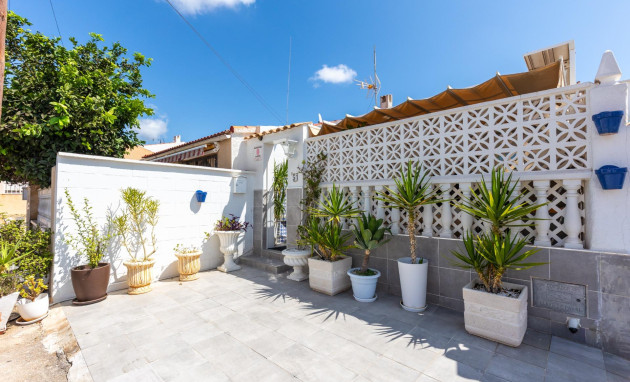 Herverkoop - Bungalow - Gelijkvloers - Torrevieja - Torretas