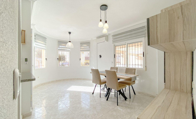 Herverkoop - Villa - Torrevieja - Cañada del Molino