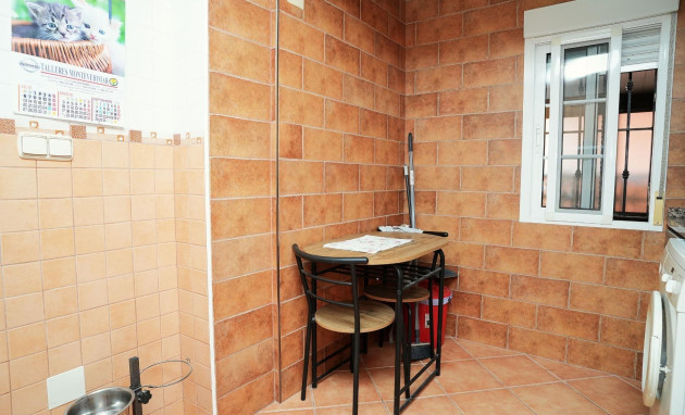 Herverkoop - Villa - Torrevieja - El limonar