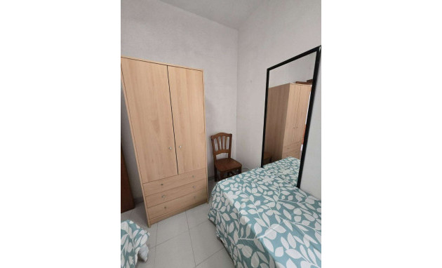 Herverkoop - Apartment - Torrevieja - Playa del Cura