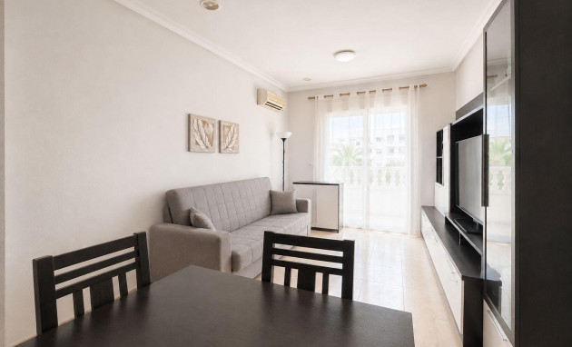 Herverkoop - Apartment - Torrevieja - Playa del Cura