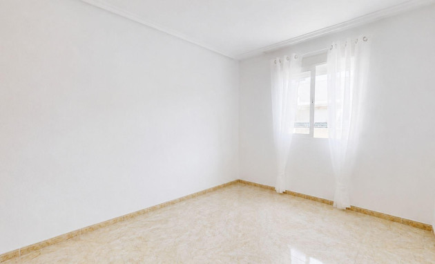 Herverkoop - Apartment - Torrevieja - Centro