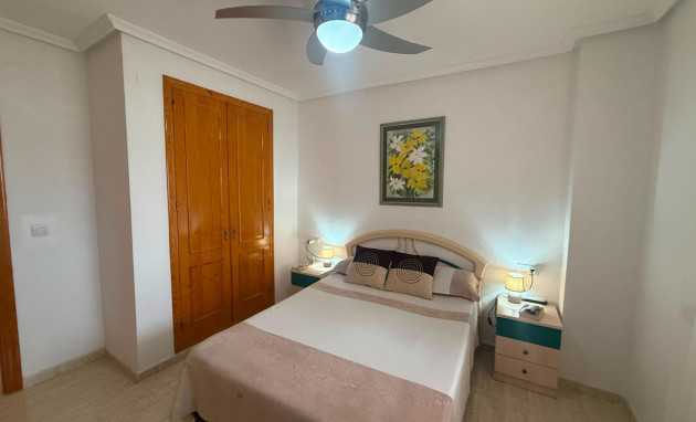 Herverkoop - Apartment - Torrevieja - La Mata pueblo