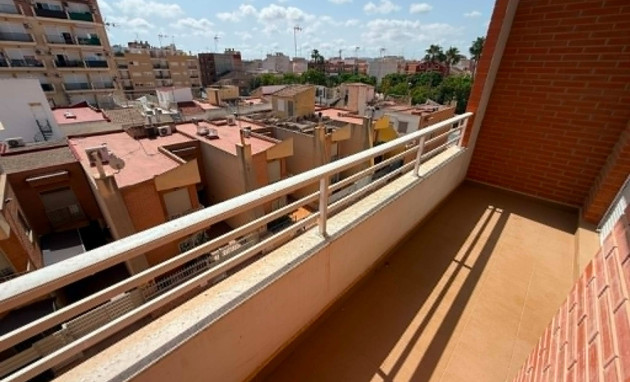 Herverkoop - Apartment - Almoradí