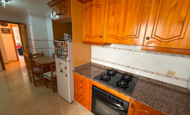 Herverkoop - Apartment - Almoradí