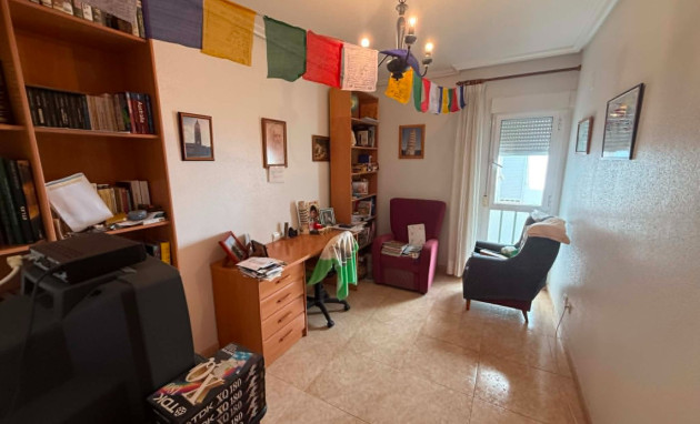 Herverkoop - Apartment - Almoradí