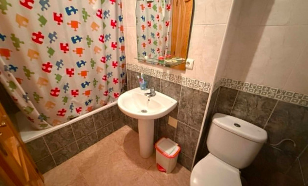 Herverkoop - Apartment - Almoradí