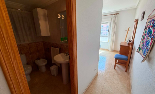 Herverkoop - Apartment - Almoradí
