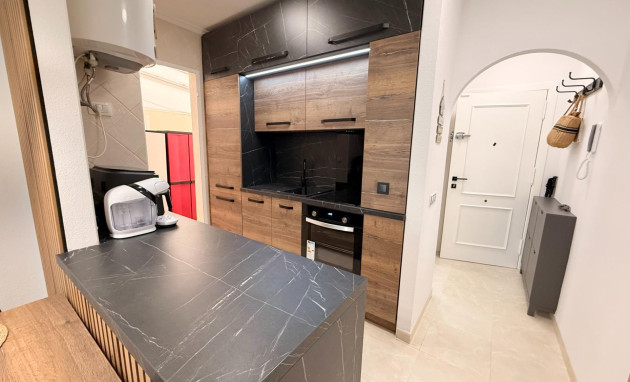Herverkoop - Apartment - Torrevieja - Playa de los locos