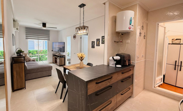 Herverkoop - Apartment - Torrevieja - Playa de los locos