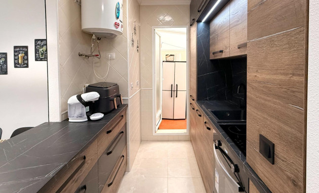 Herverkoop - Apartment - Torrevieja - Playa de los locos