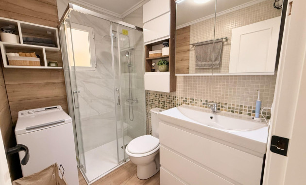 Herverkoop - Apartment - Torrevieja - Playa de los locos