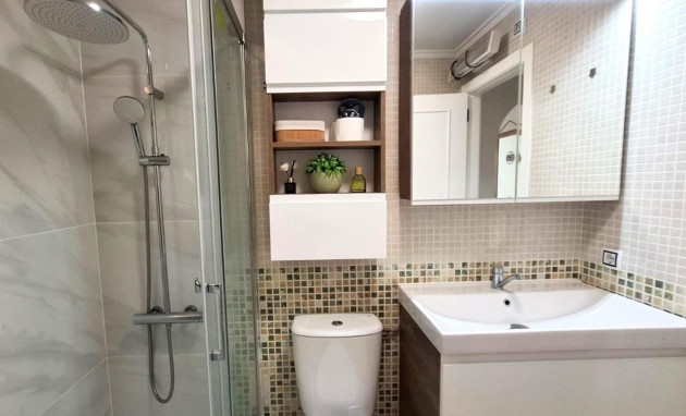 Herverkoop - Apartment - Torrevieja - Playa de los locos