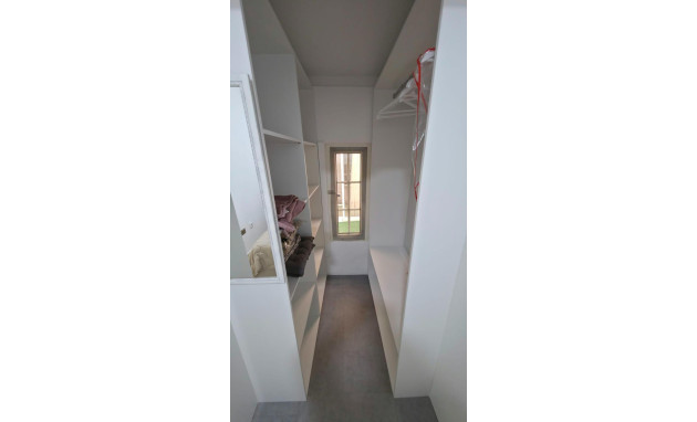 Herverkoop - Apartment - Torrevieja - Playa de los locos