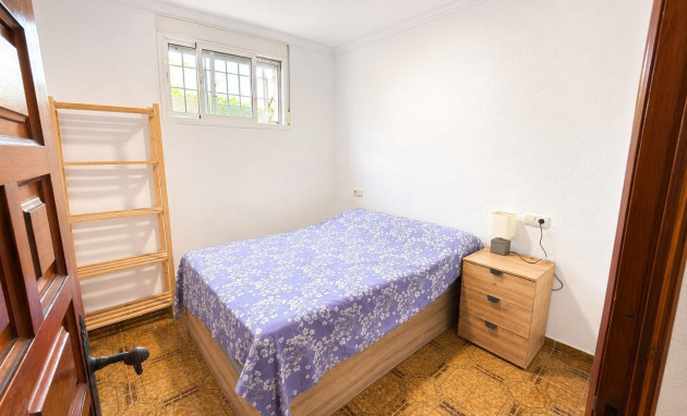 Herverkoop - Bungalow - Gelijkvloers - Torrevieja - Torre del moro