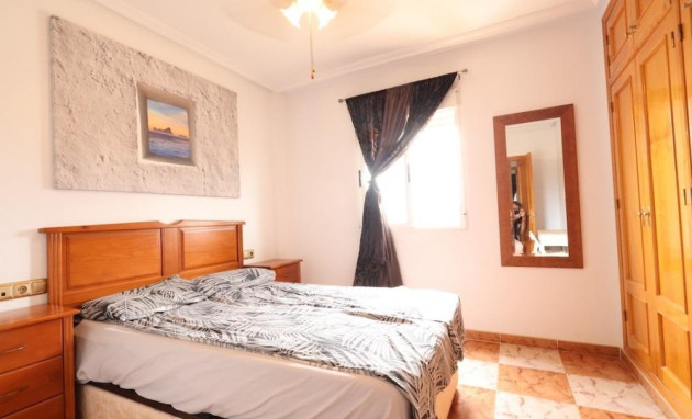 Herverkoop - Apartment - Orihuela Costa - La Zenia