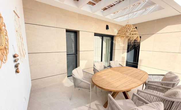 Resale - Villa * - Dolores
