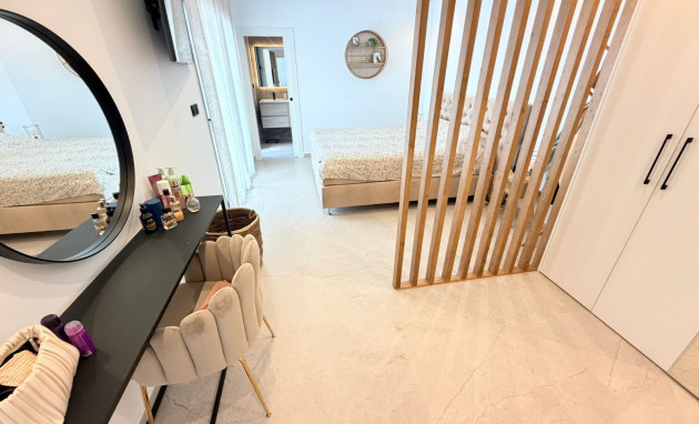 Resale - Villa * - Dolores