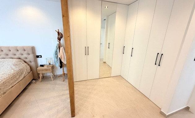 Resale - Villa * - Dolores