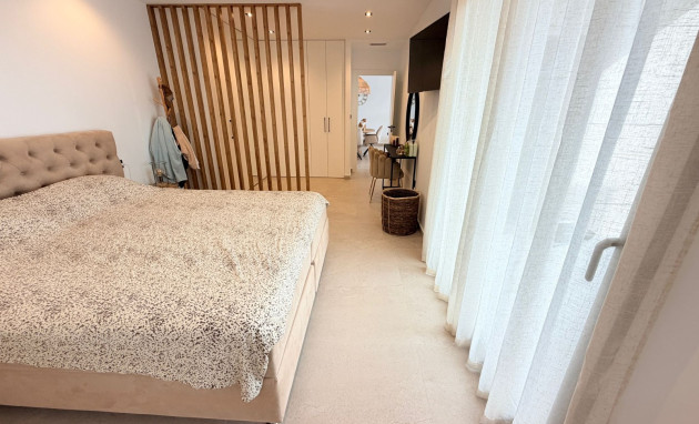 Resale - Villa * - Dolores