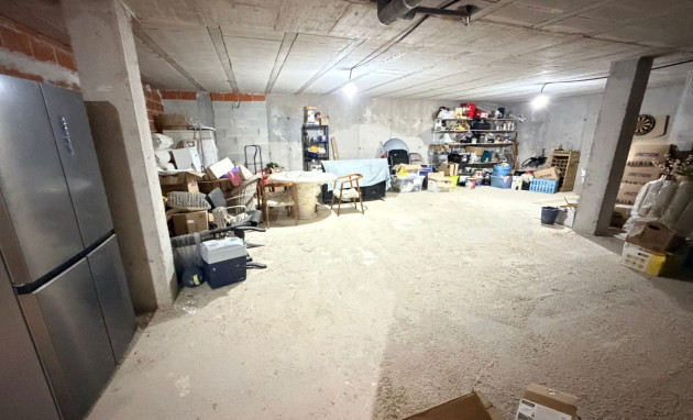 Resale - Villa * - Dolores